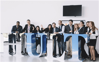 美國(guó)留學(xué)|全球僅1%三重認(rèn)證！霍特商學(xué)院：在6大金融中心，打造你的商業(yè)未來