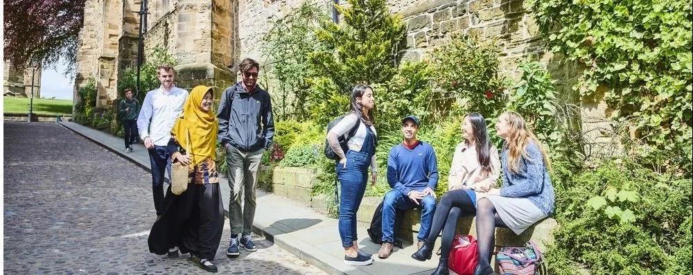 英國(guó)留學(xué)，能豁免雅思？